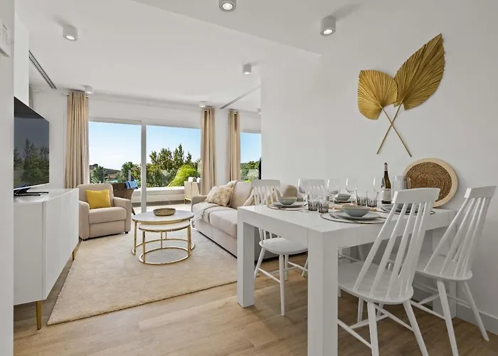 Al4-2125 - - Alcazaba Lagoon * Estepona