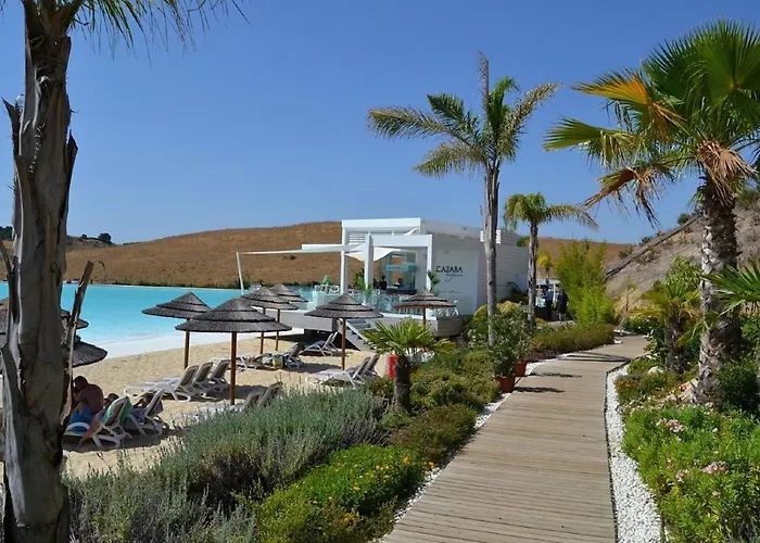 Al4-2125 - - Alcazaba Lagoon * Estepona