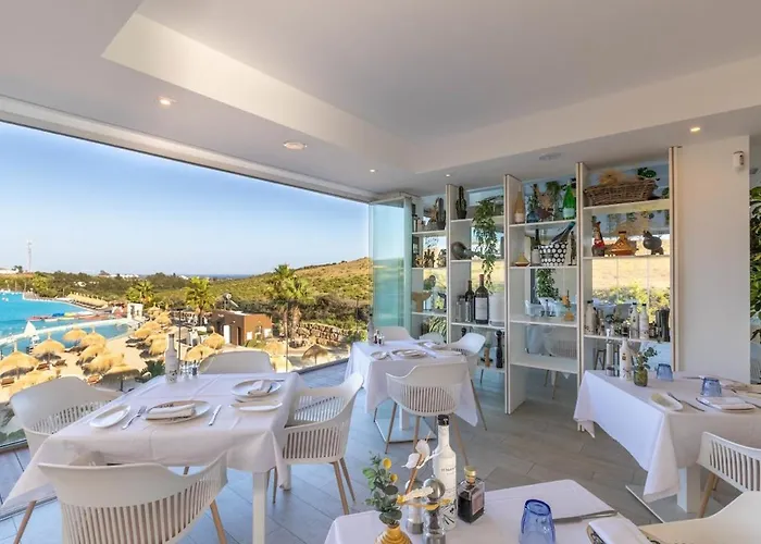 Al4-2125 - - Alcazaba Lagoon